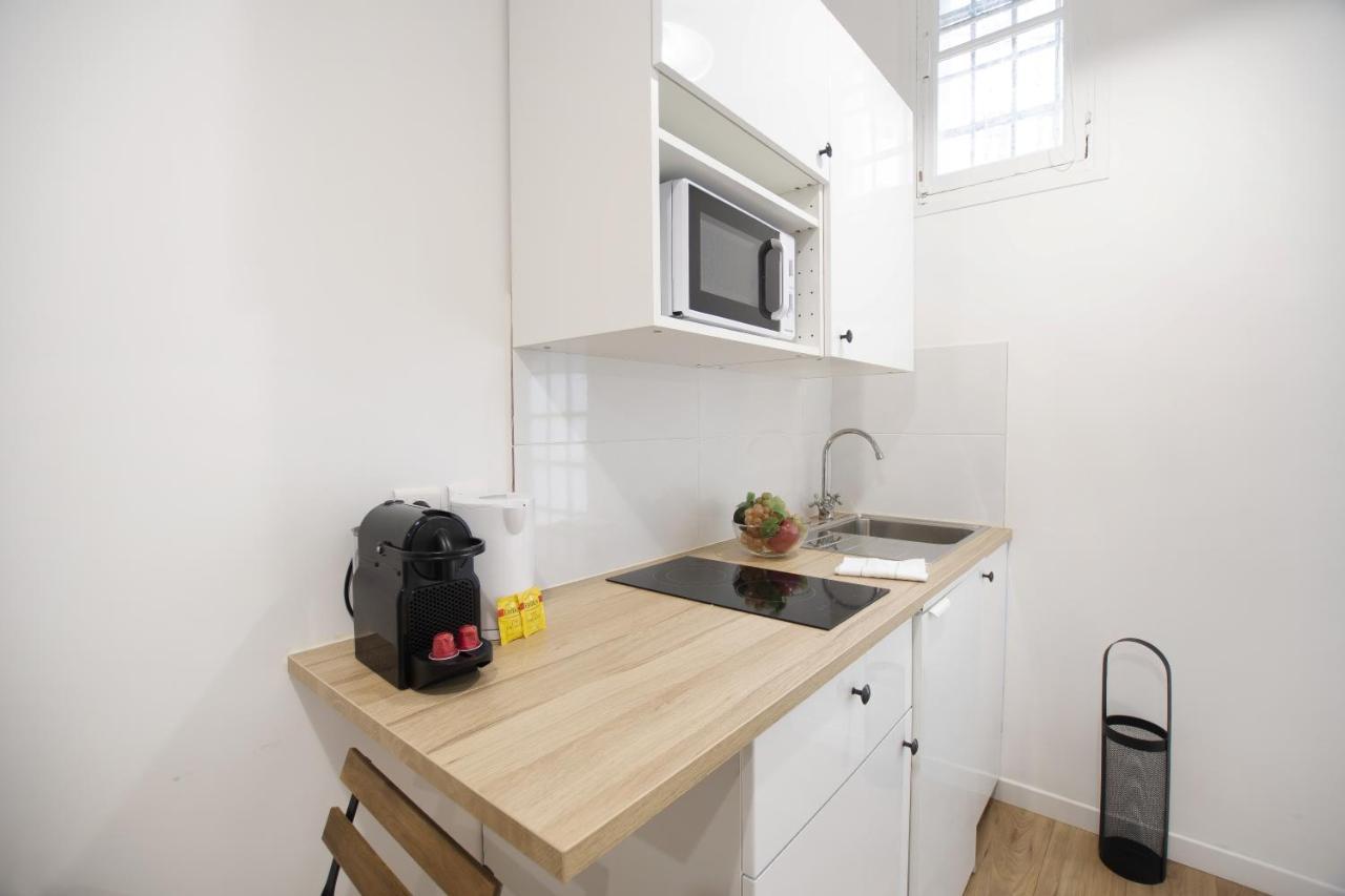 Great Studio Near The Eiffel Tower Paris Exteriör bild