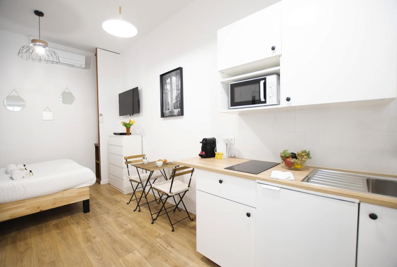 Great Studio Near The Eiffel Tower Paris Exteriör bild